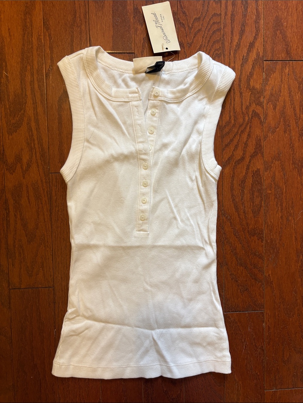 Universal Thread White Ribbed Button-Front Tank Top